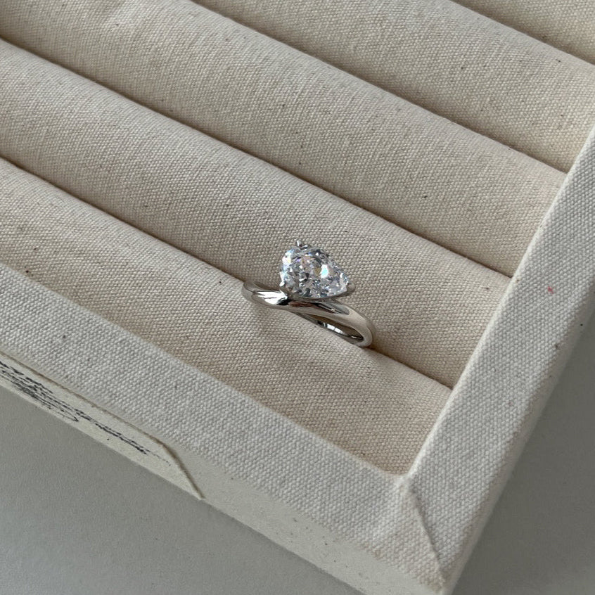 Melora Ring