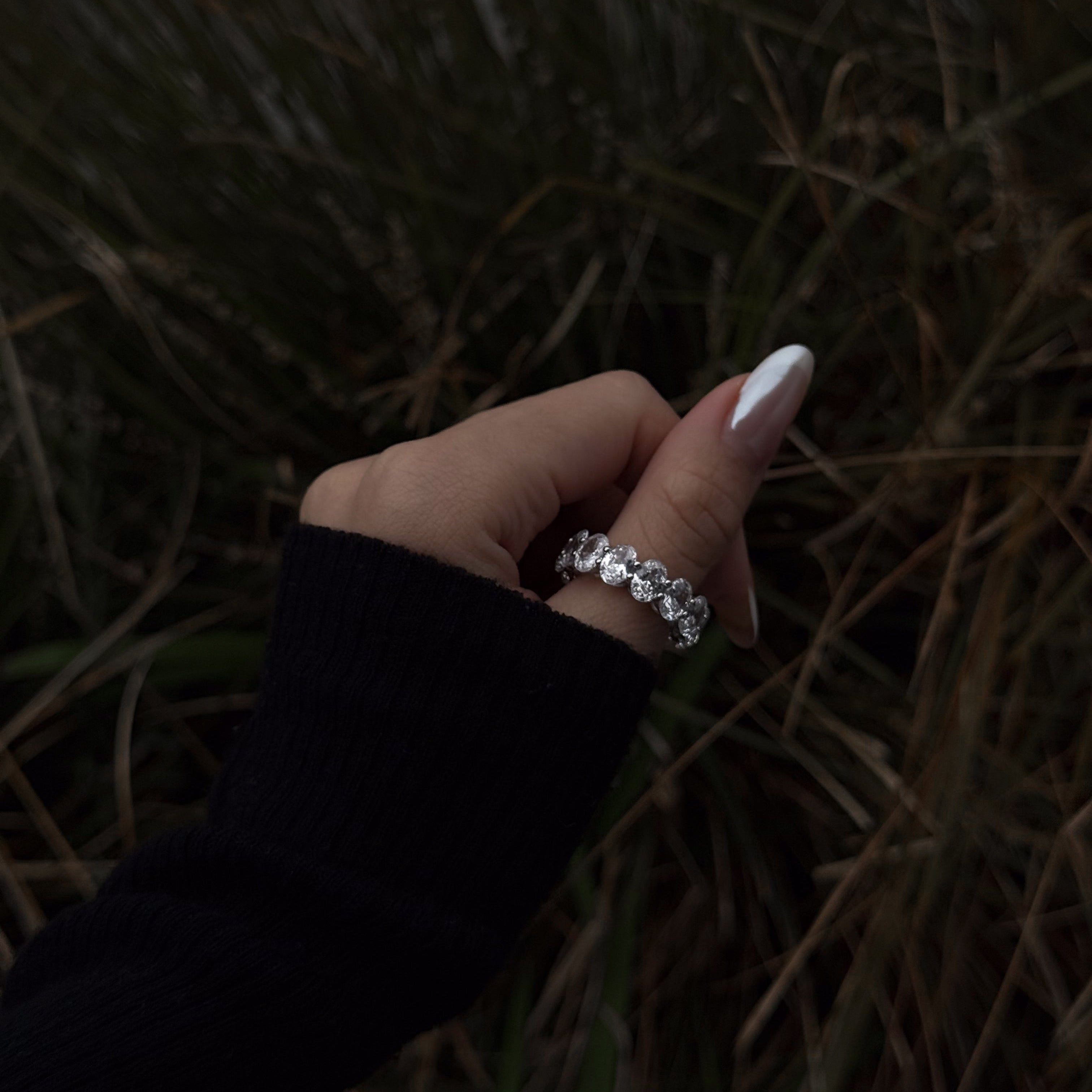 lume jewellery's hera ring on hand 